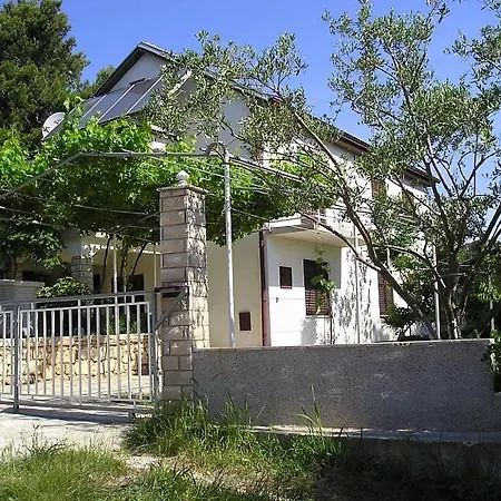 Apartamento Klaudija 1239 *