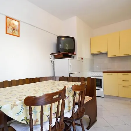 Klaudija 1239 Apartamento *